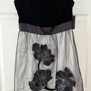 Elegant Black and Gray Floral Dress